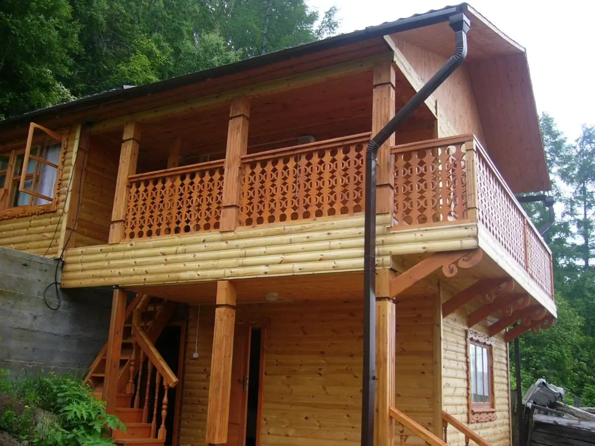 Листвянка: Sinilga MiniHotel