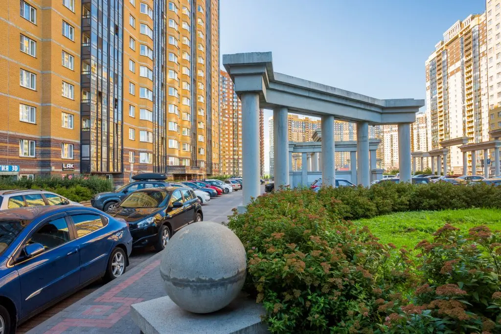 Санкт-Петербург: Апартаменты евро трёхкомнатные рядом с метро