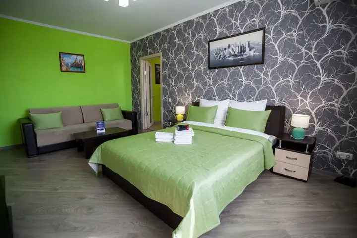 Саратов: Апартаменты Loft Apartment/7 Lampovaya