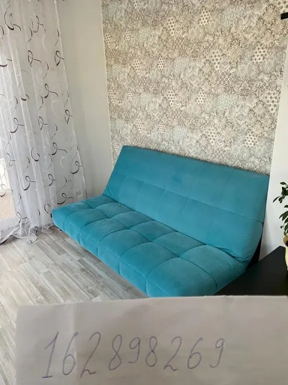 Екатеринбург: Апартаменты на улице Старых Большевиков 3A
