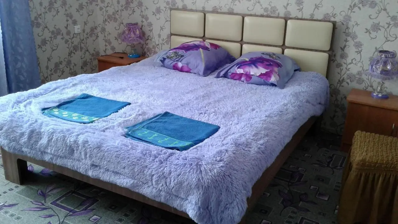Листвянка: Гостевой Дом Ангарские Хутора