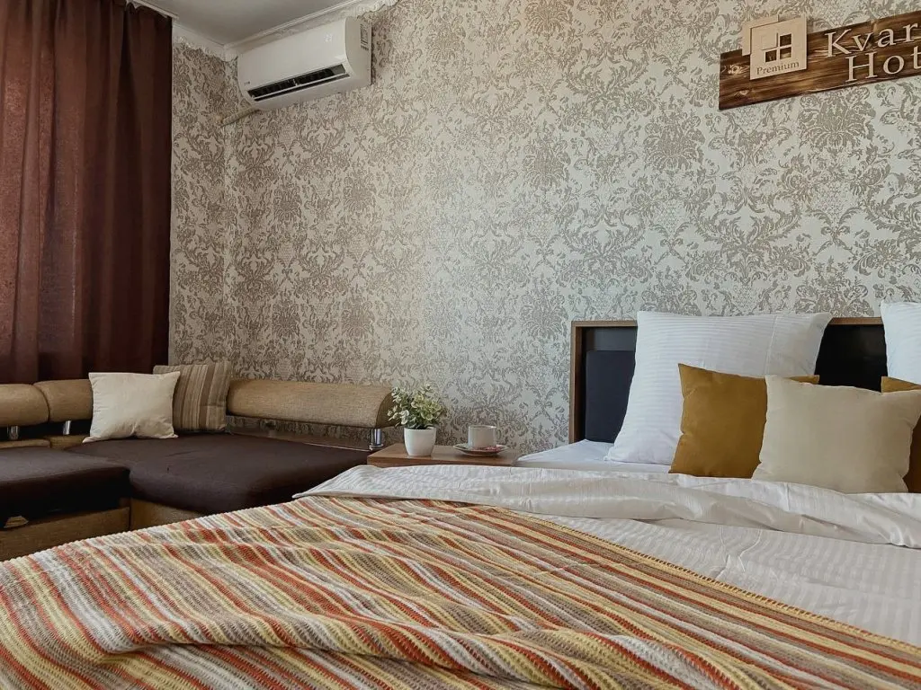 Астрахань: Апартаменты 48 KvartHotel Premium Аршанский 6