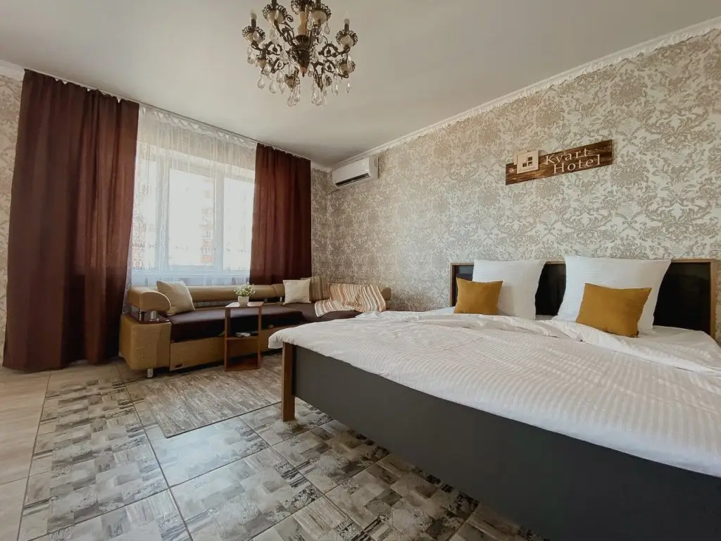 Астрахань: Апартаменты 48 KvartHotel Premium Аршанский 6