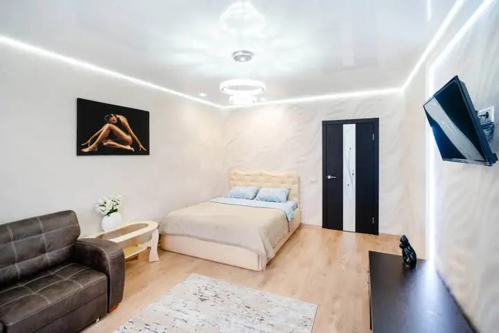 Омск: Апартаменты Delux on Mayakovskogo 20