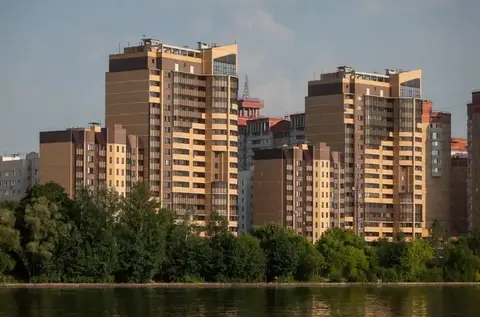 Апартаменты Aura сети DeNewHome в центре Левого берега — фото 1