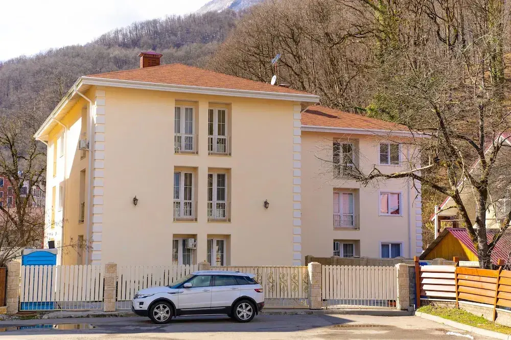 Эсто-Садок: Vverkh Guest House