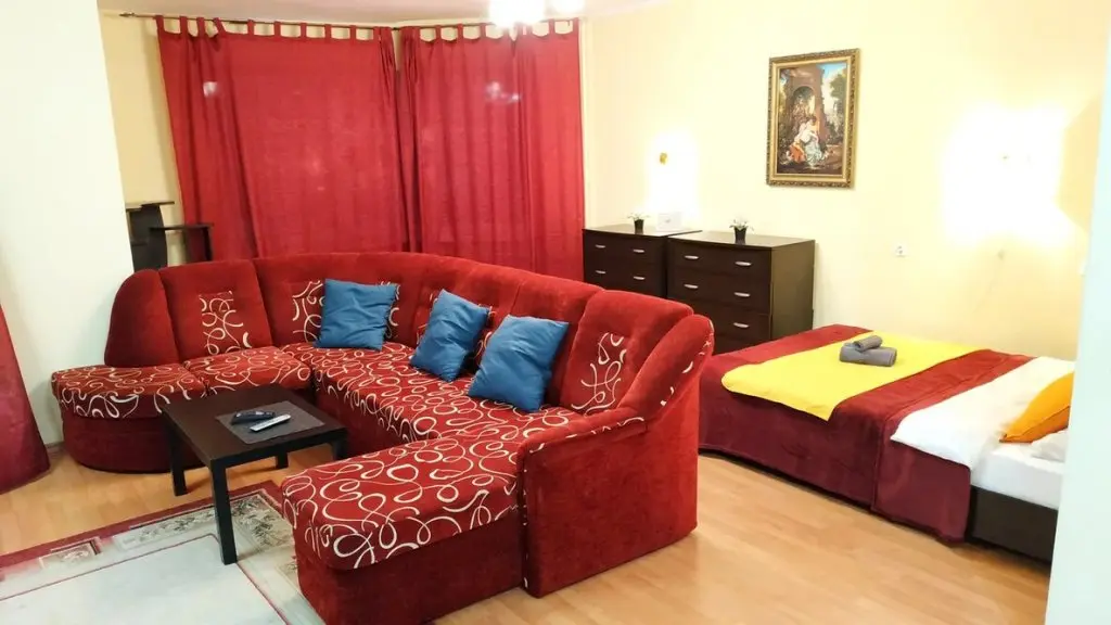 Новосибирск: Квартира Семьи Шамшиных 18-94