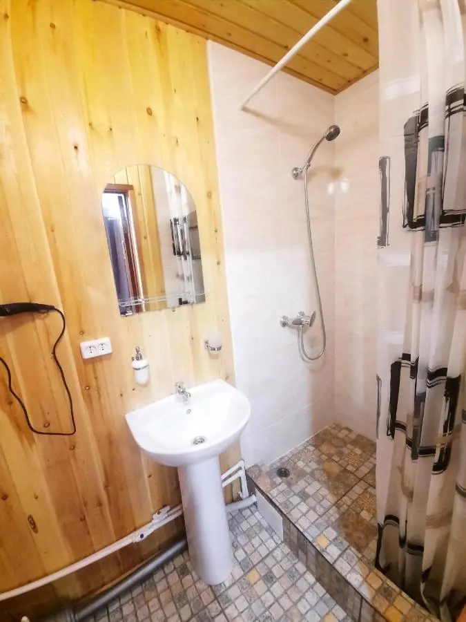 Новоснежная: House Baikal