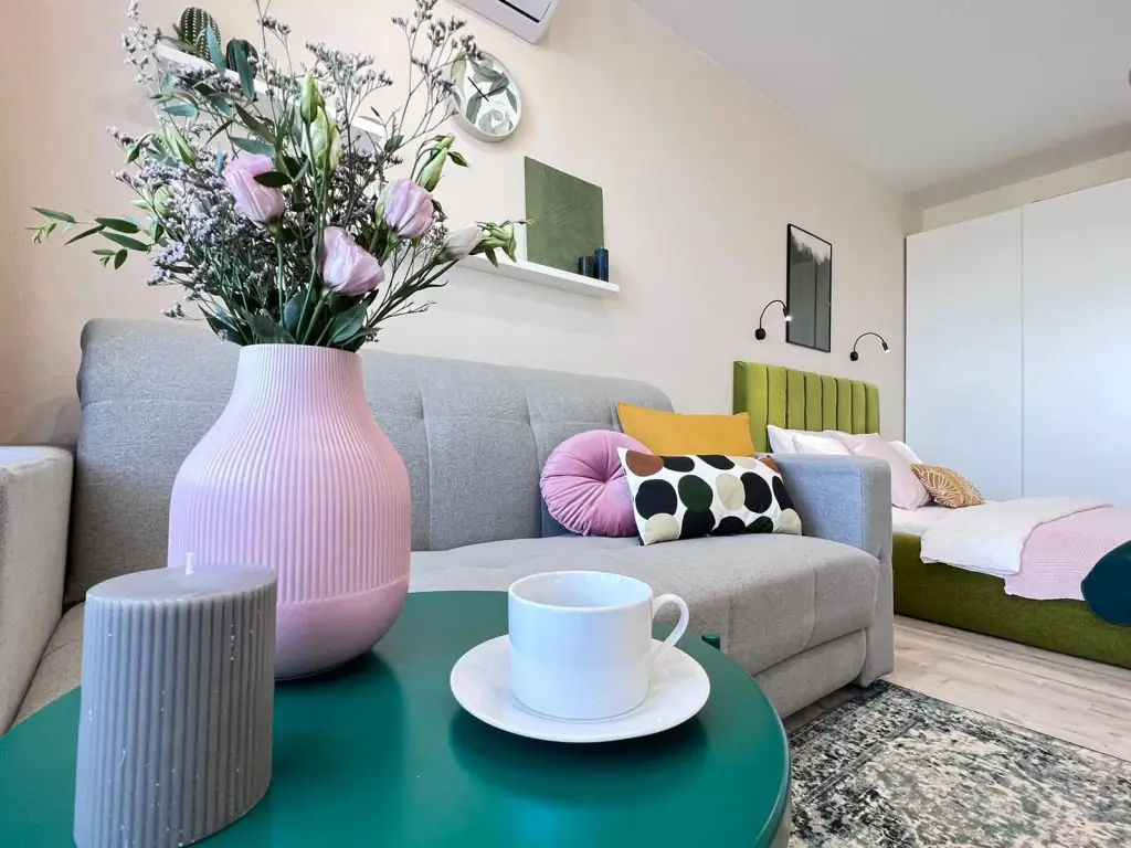 Новосибирск: Апартаменты An Island Of Calm And Comfort In A The Metropolis