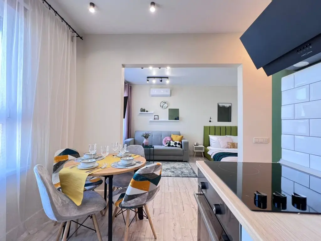 Новосибирск: Апартаменты An Island Of Calm And Comfort In A The Metropolis
