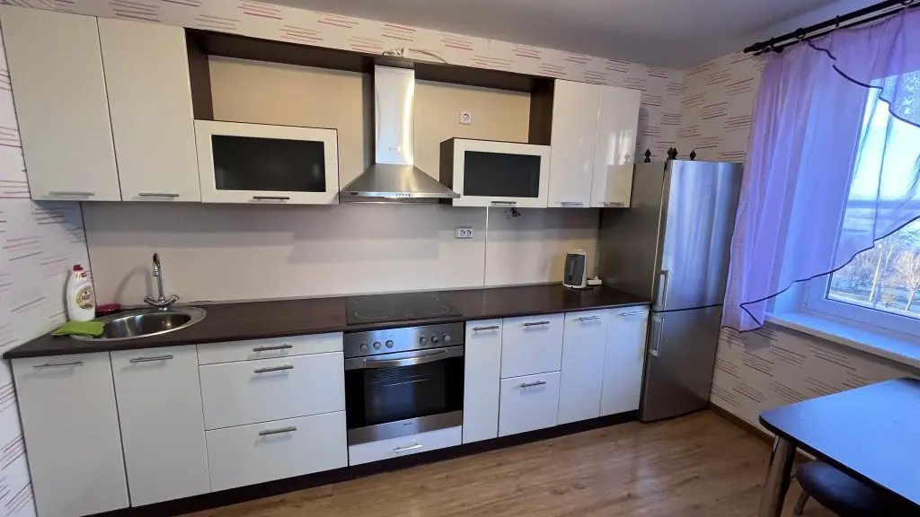 Петрозаводск: Апартаменты на Мелентьевой 1