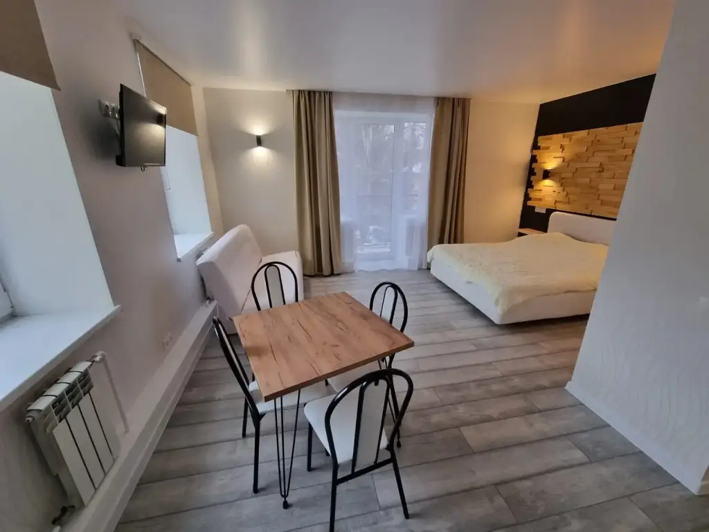 carousel image 4