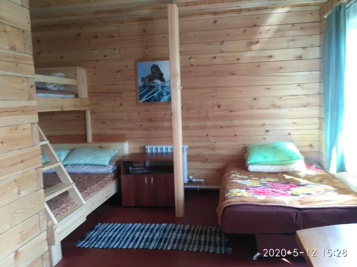 Большое Голоустное: Chastnaya Usadba Stanitsa