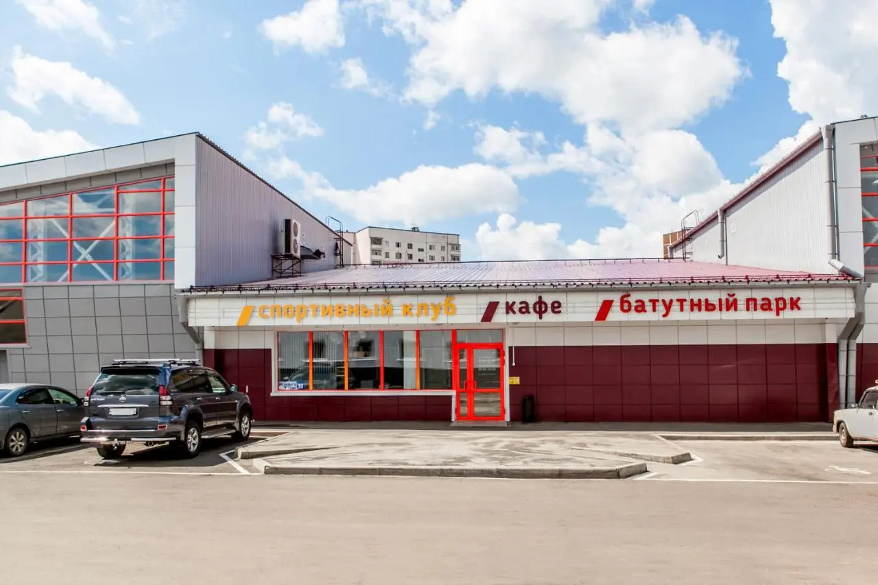 Братск: Клубный Квартал