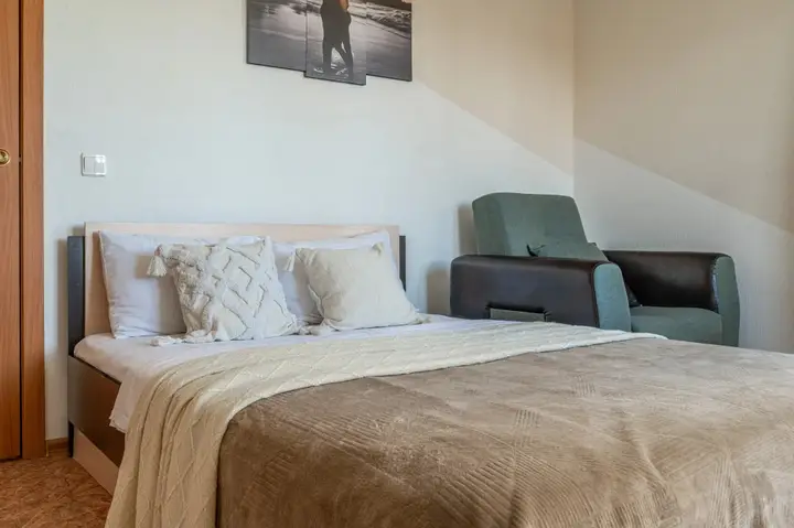 Верхняя Пышма: Apartamenty Xoroshego Dnya na ul. Ordzhonikidze, d. 16