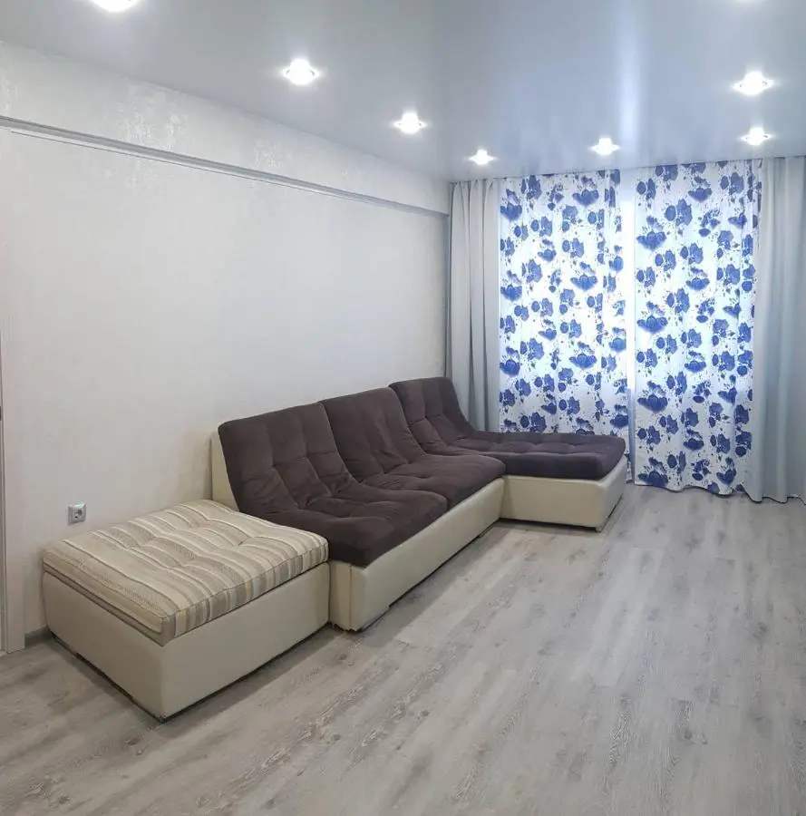 Иркутск: Like Home Apartmants Марата 15