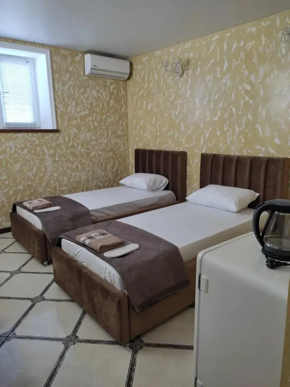 Дербент: Zarya Hotel