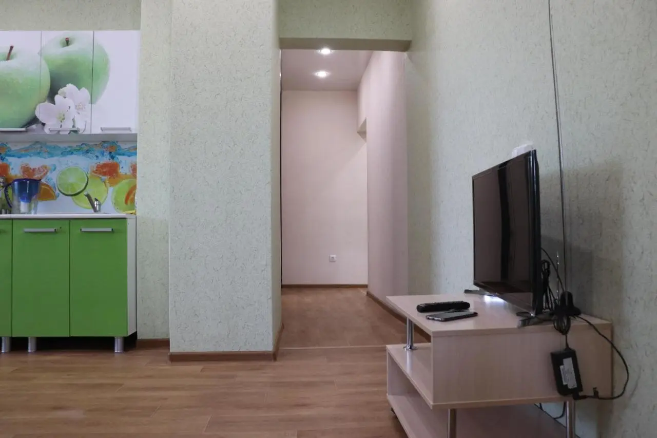 Иркутск: Like Home Apartmants Строительный переулок 8