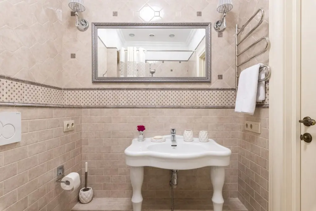 Санкт-Петербург: Апартаменты LetYourFlat "Hermitage Residence"