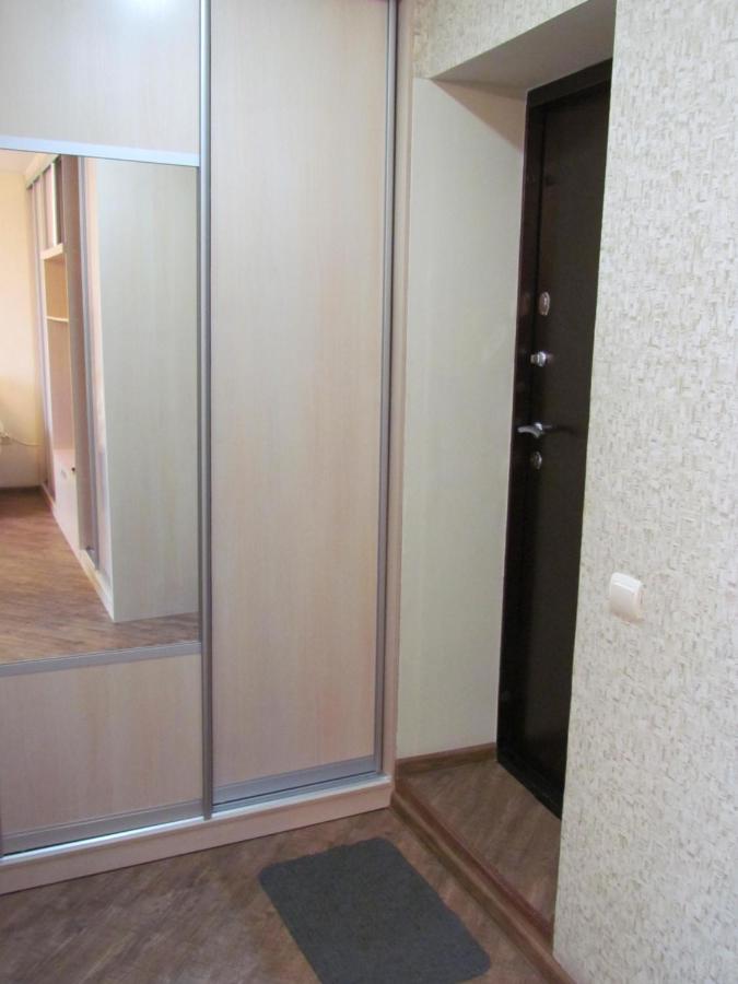 Иркутск: Apartment on Timiryazeva 42