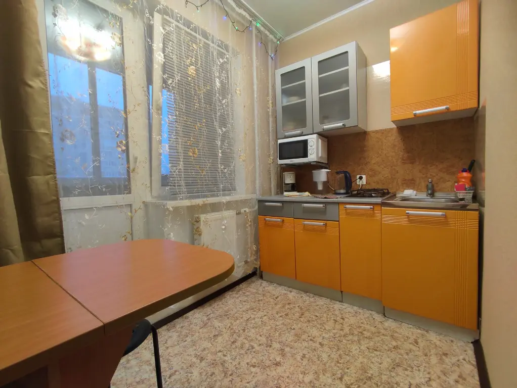 Великий Новгород: Апартаменты Квартиранов на Завокзальной