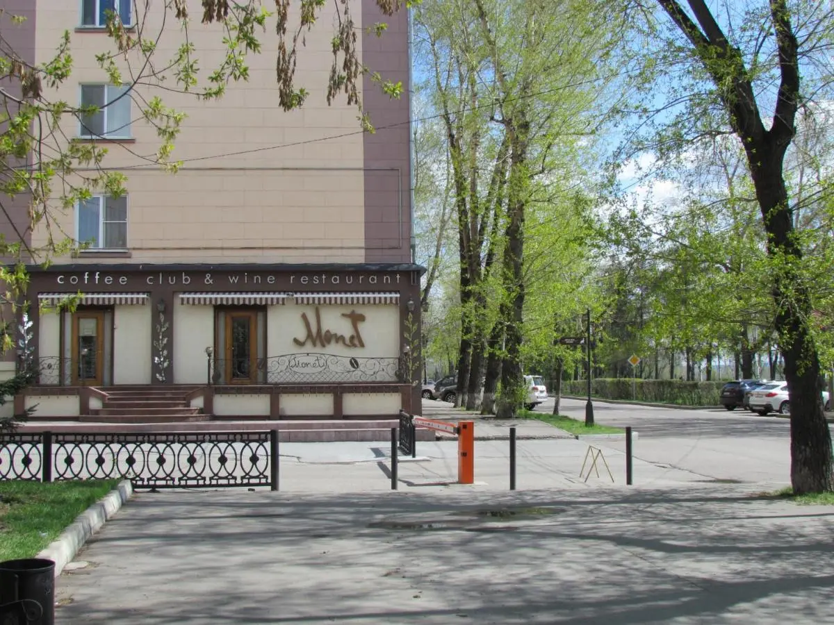 Иркутск: Apartment on Sverdlova