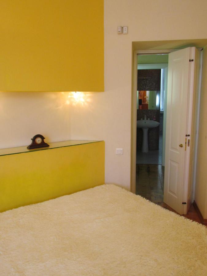 Иркутск: Apartment on Sverdlova