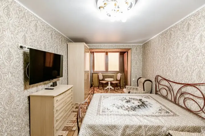 Кисловодск: Апартаменты на Зеркальном