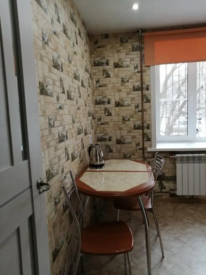 Иркутск: Apartament on Baikalskaya 102