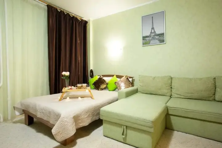 Тюмень: AmegaRoom Apartments, Tyumen, 50th VLKSM 15k1