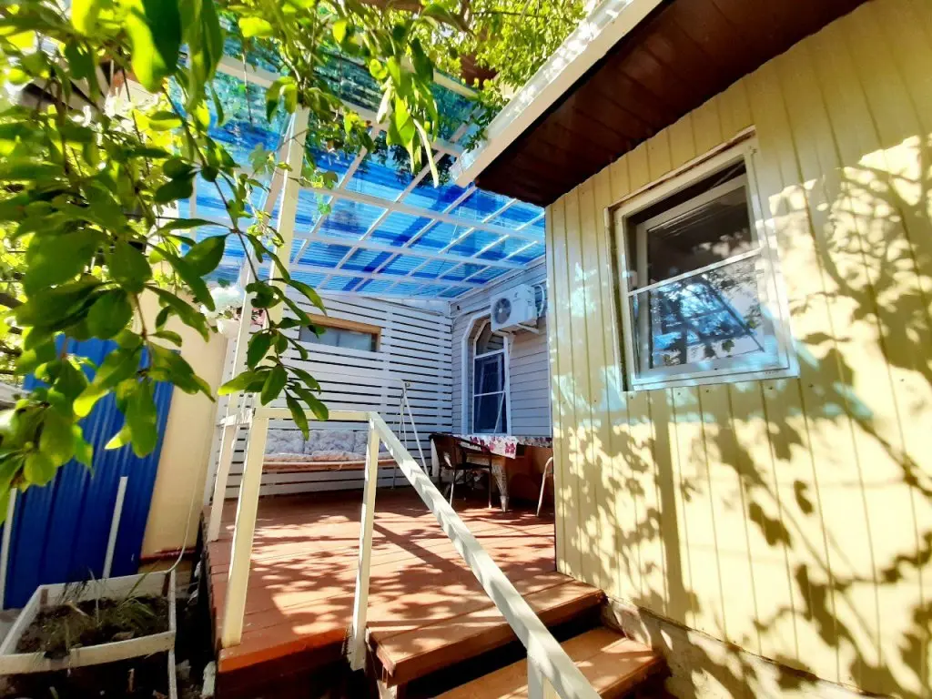 Сочи: Apartamenty "s Terrasoy" Na Kubanskoy