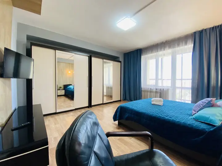 Челябинск: Апартаменты InnHome Loft Sky