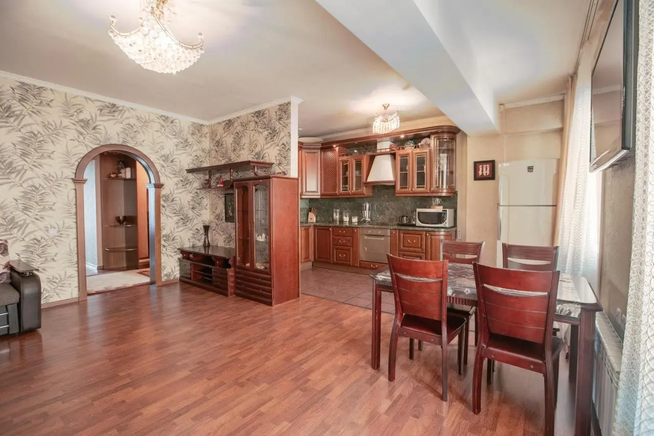 Иркутск: Welcome Home Apartments Baikalskaya 107
