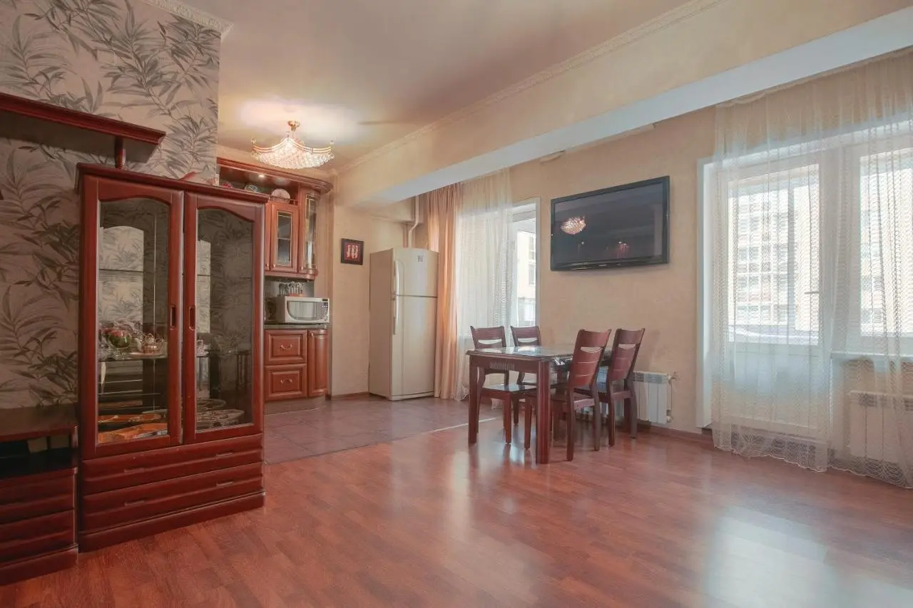 Иркутск: Welcome Home Apartments Baikalskaya 107