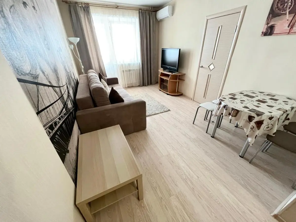 Иркутск: Apartment mkr Krylatyi 24/4