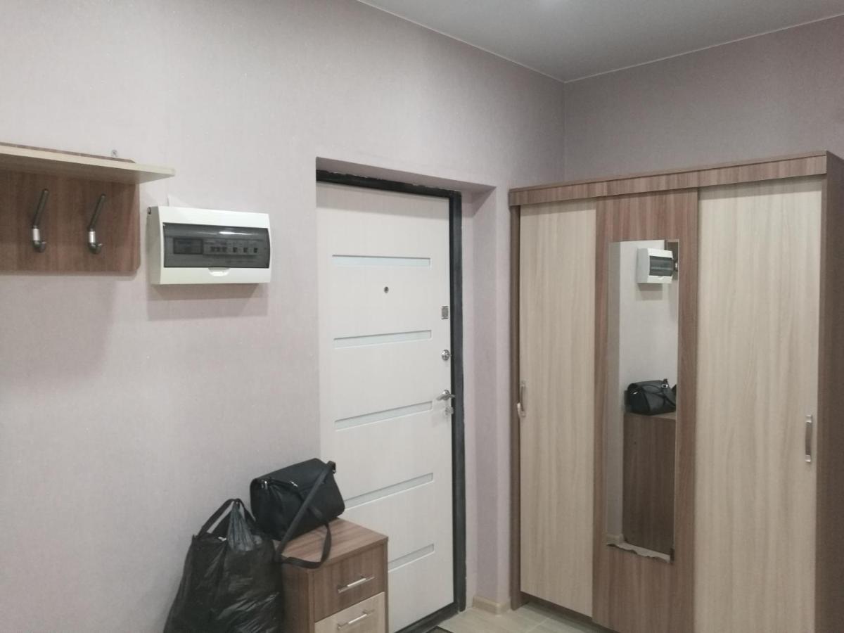 Иркутск: Апартаменты на Красных Мадьяр 14