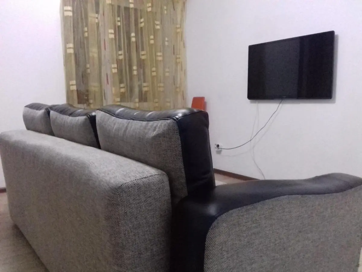 Иркутск: Apartment on Dalnevostochnaya 106