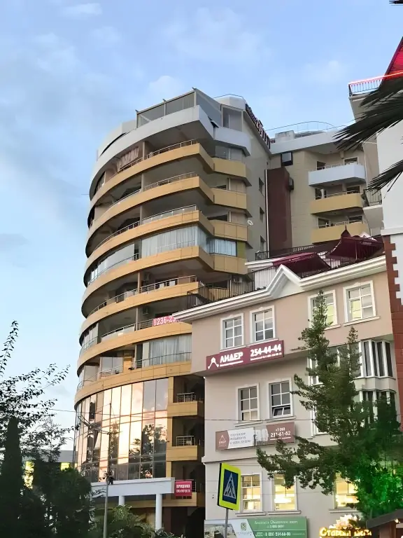 Сочи: Апартаменты ЖК Версаль