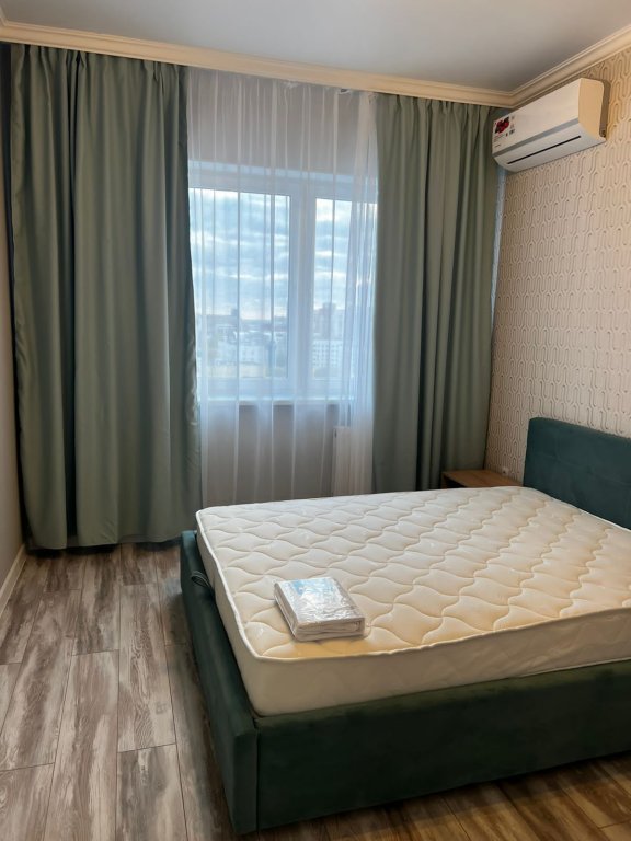 Уфа: Апартаменты 096_Революционная 39/3 на Central Park с Джакузи и Кондиционером