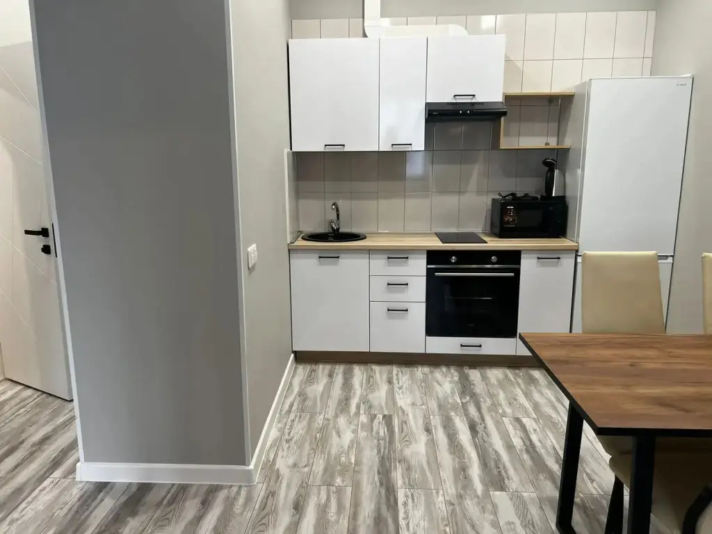 Уфа: Апартаменты 096_Революционная 39/3 на Central Park с Джакузи и Кондиционером