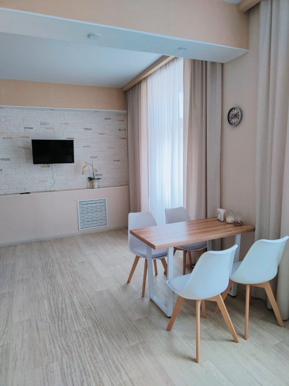 Петрозаводск: Апартаменты на проспекте Ленина 5