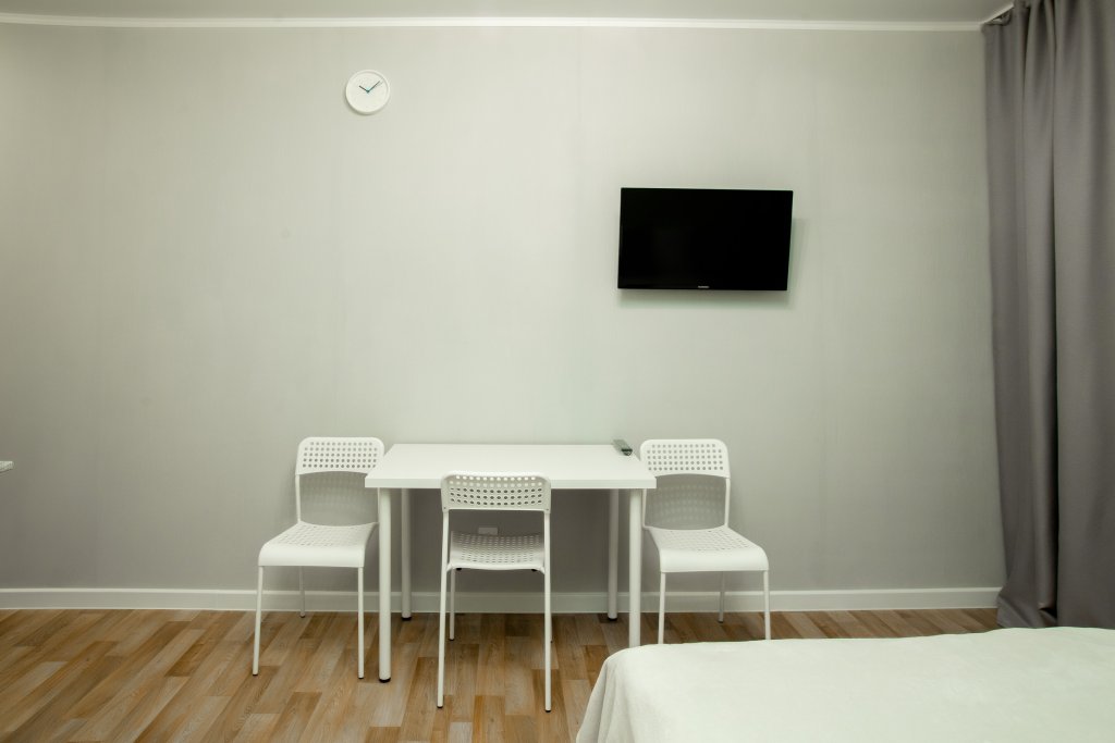 Краснодар: Studiya Na Snesareva 10 Apartments
