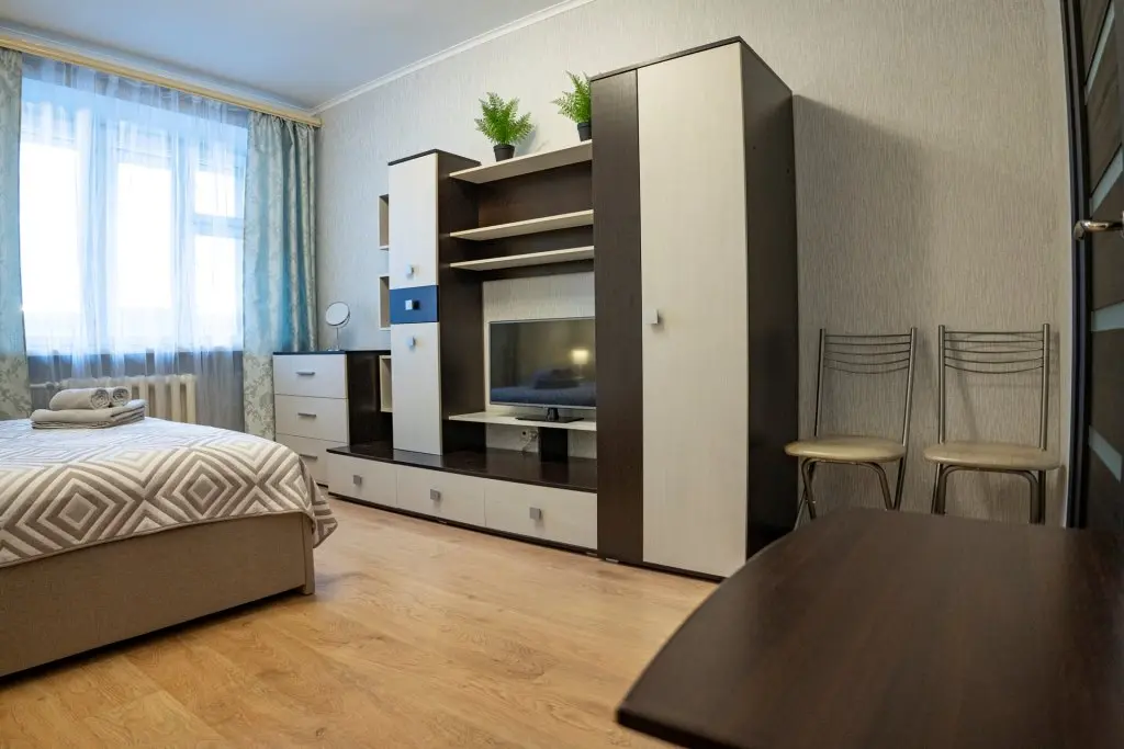 Тюмень: Апартаменты 1-комнатные Black&White от АКВАРЕЛЬ.FLAT на Московском тракте