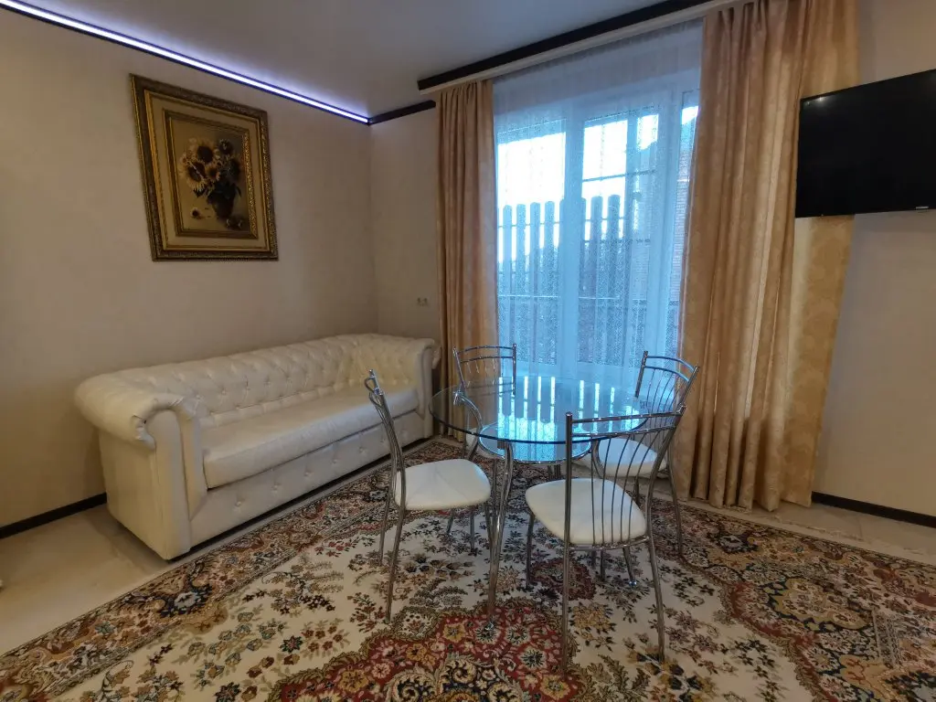 Геленджик: Гостевой дом Эллис