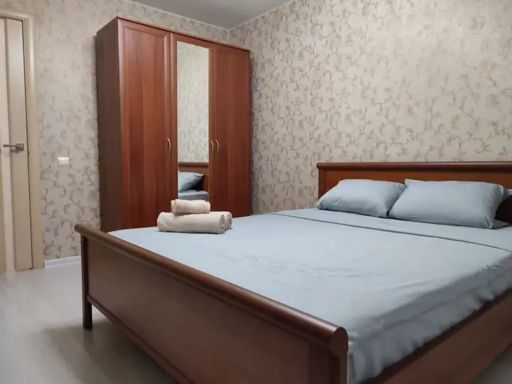Казань: Апартаменты 3-к - Уютно/Удобно/Доступно - станция метро Проспект Победы
