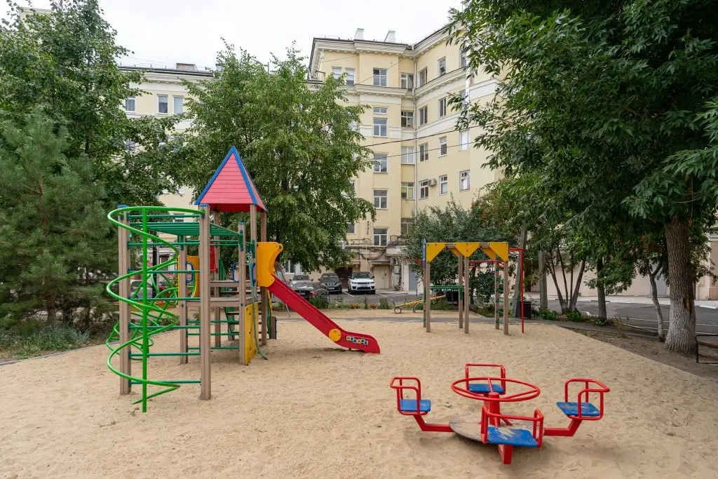Казань: Апартаменты с Видом на Театр Камала