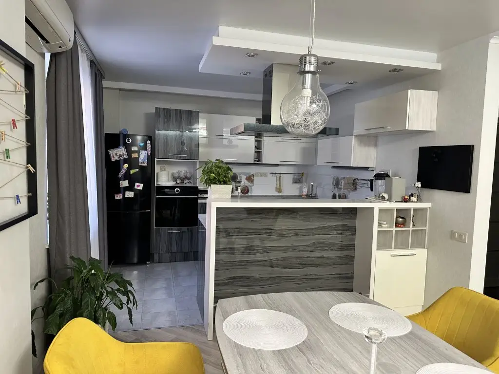 Самара: Жилое Помещение Элитные Апартаменты RentPlaza