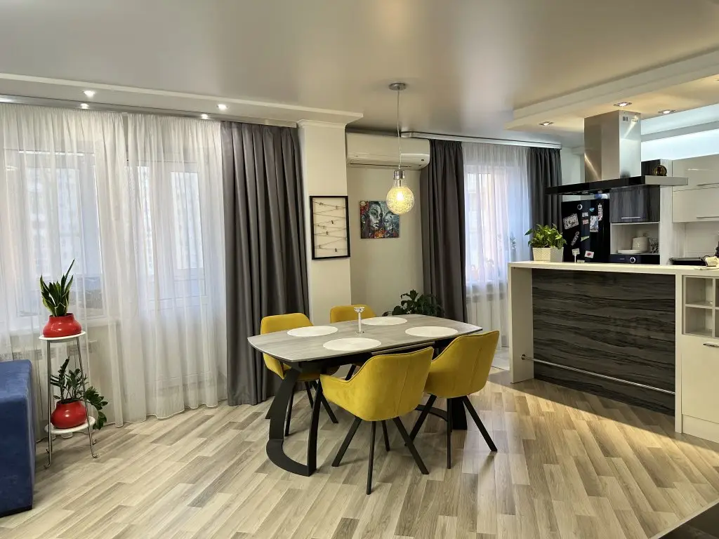 Самара: Жилое Помещение Элитные Апартаменты RentPlaza