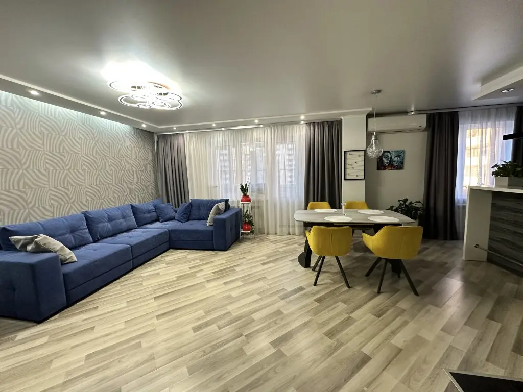 Самара: Жилое Помещение Элитные Апартаменты RentPlaza