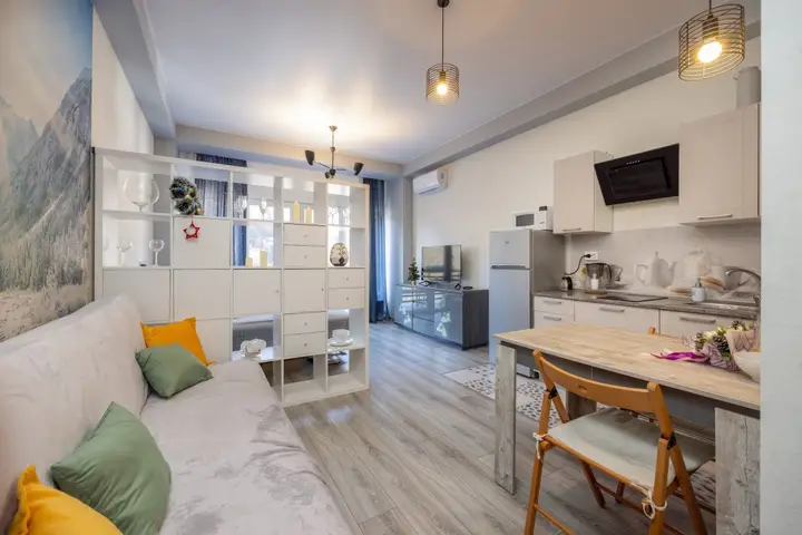 Красная Поляна: Апартаменты More Rooms в ЖК Зимняя Сказка